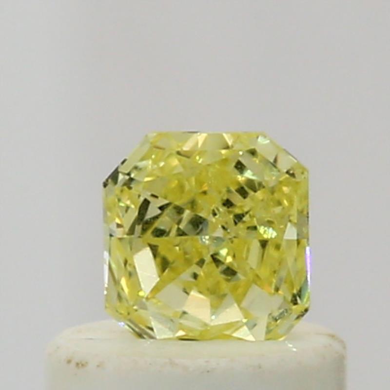 0.33 Carat Radiant Cut Natural Diamond